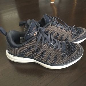 APL techloom pro navy and metallic sneakers
